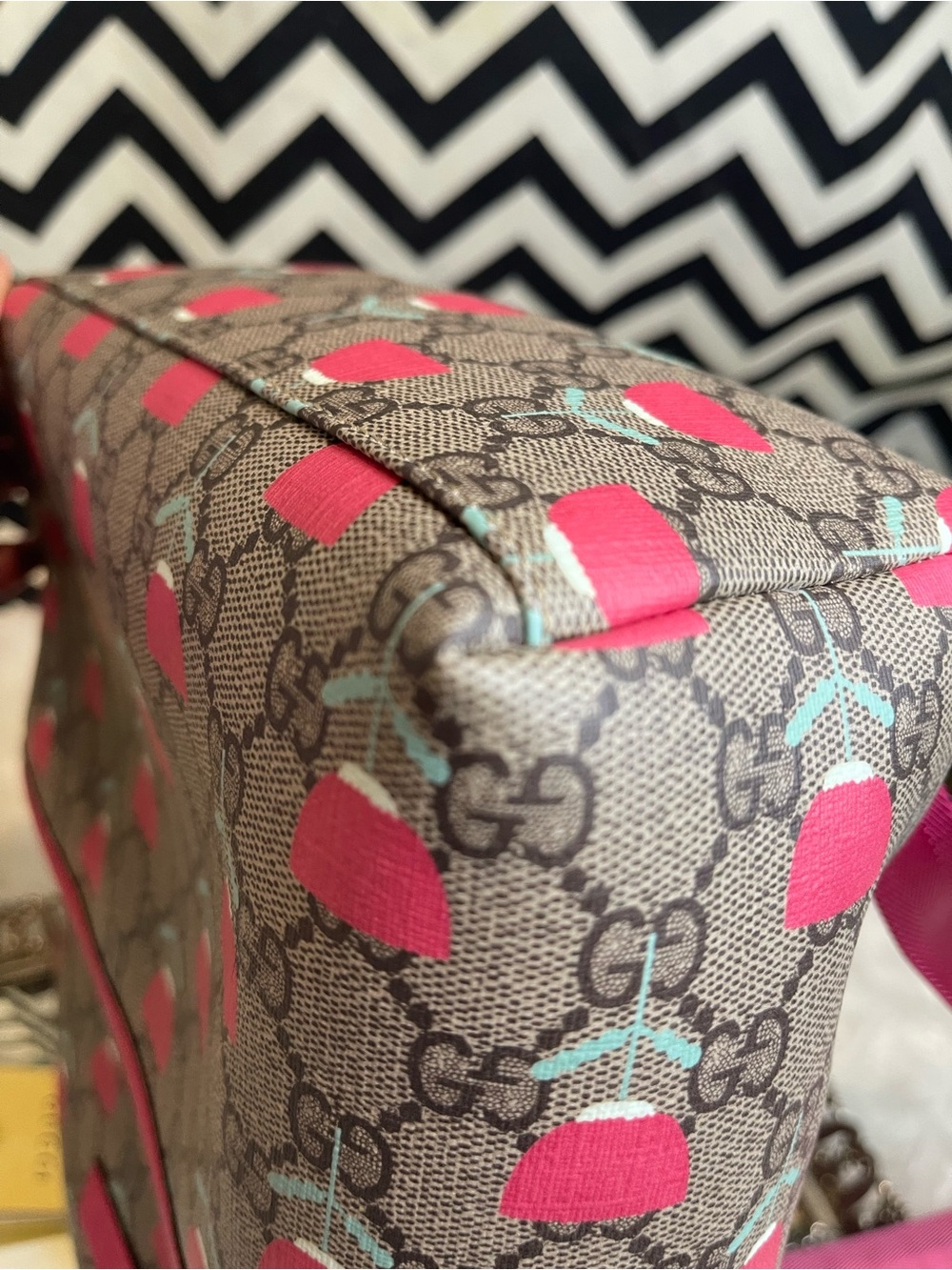 Pristine Gucci x Kim Seung-yeon GG Supreme Tulip Mini Backpack, With Dust Bag - Picture 11 of 16